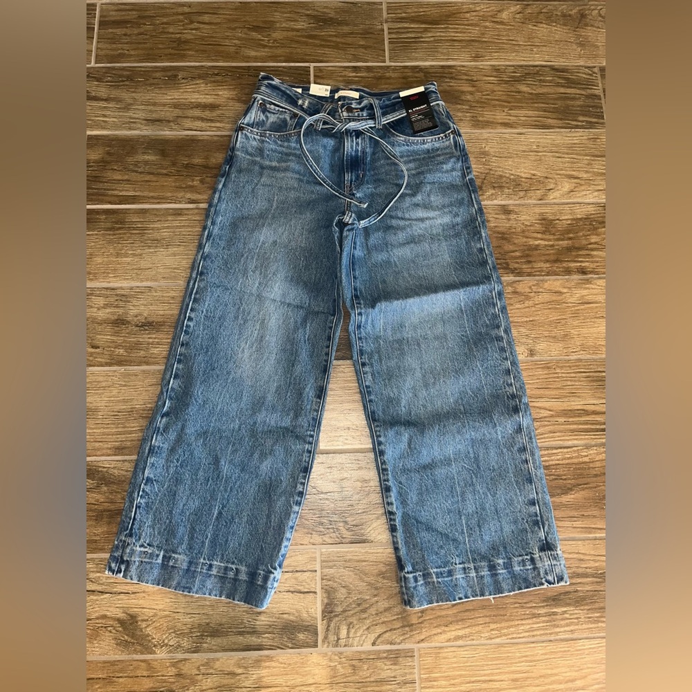NWT Levi's XL Straight-Leg Jeans women’s size 27 x 29 - Picture 3 of 6